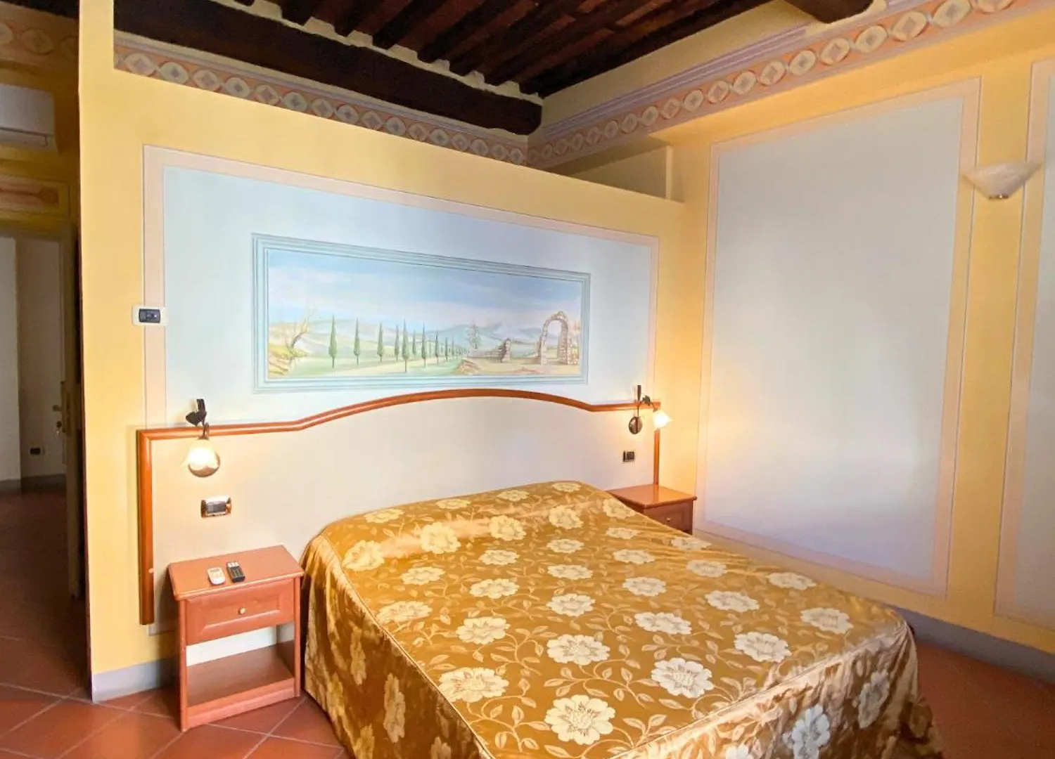 San Pietro Tuscany Suites Lucca Guest house